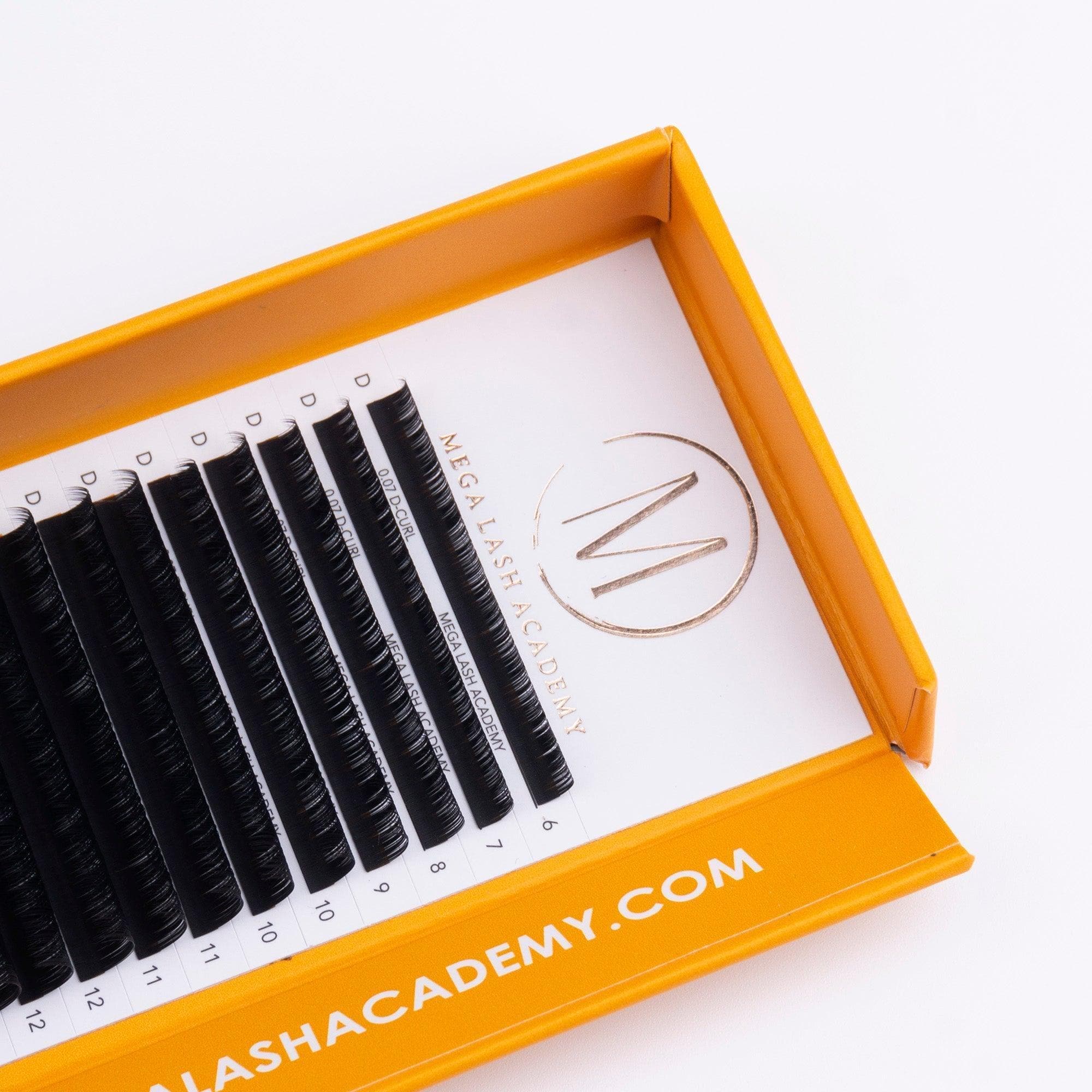 0.05 Cashmere Ultra Dark Volume - Image 2