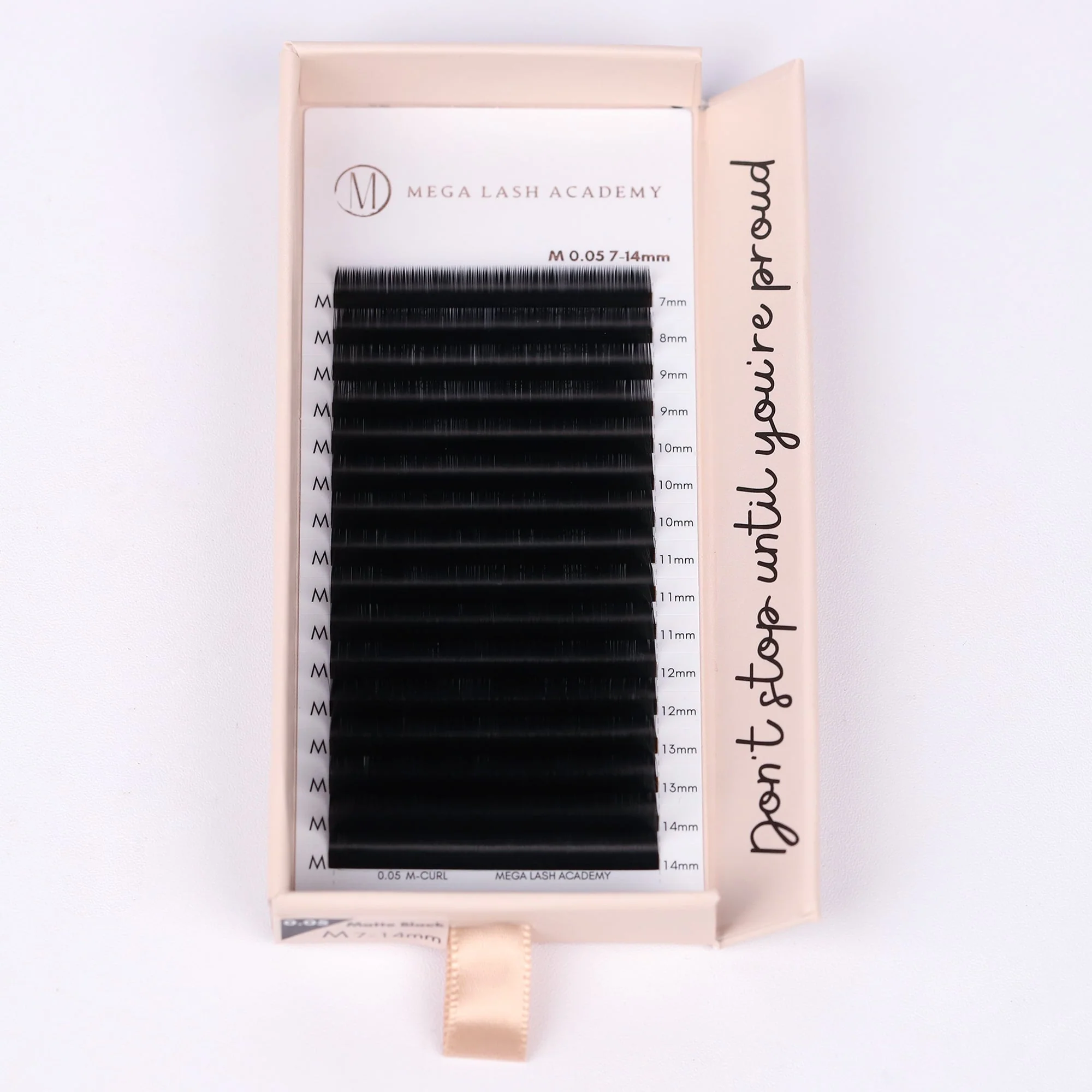 0.05 Cashmere Ultra Dark Volume - Image 7
