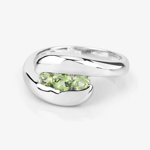 0.56 Carat Genuine Peridot .925 Sterling Silver Ring - Image 10