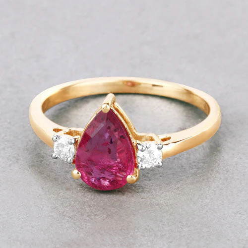 1.08 Carat Genuine Ruby and White Diamond 14K Yellow Gold Ring - Image 4