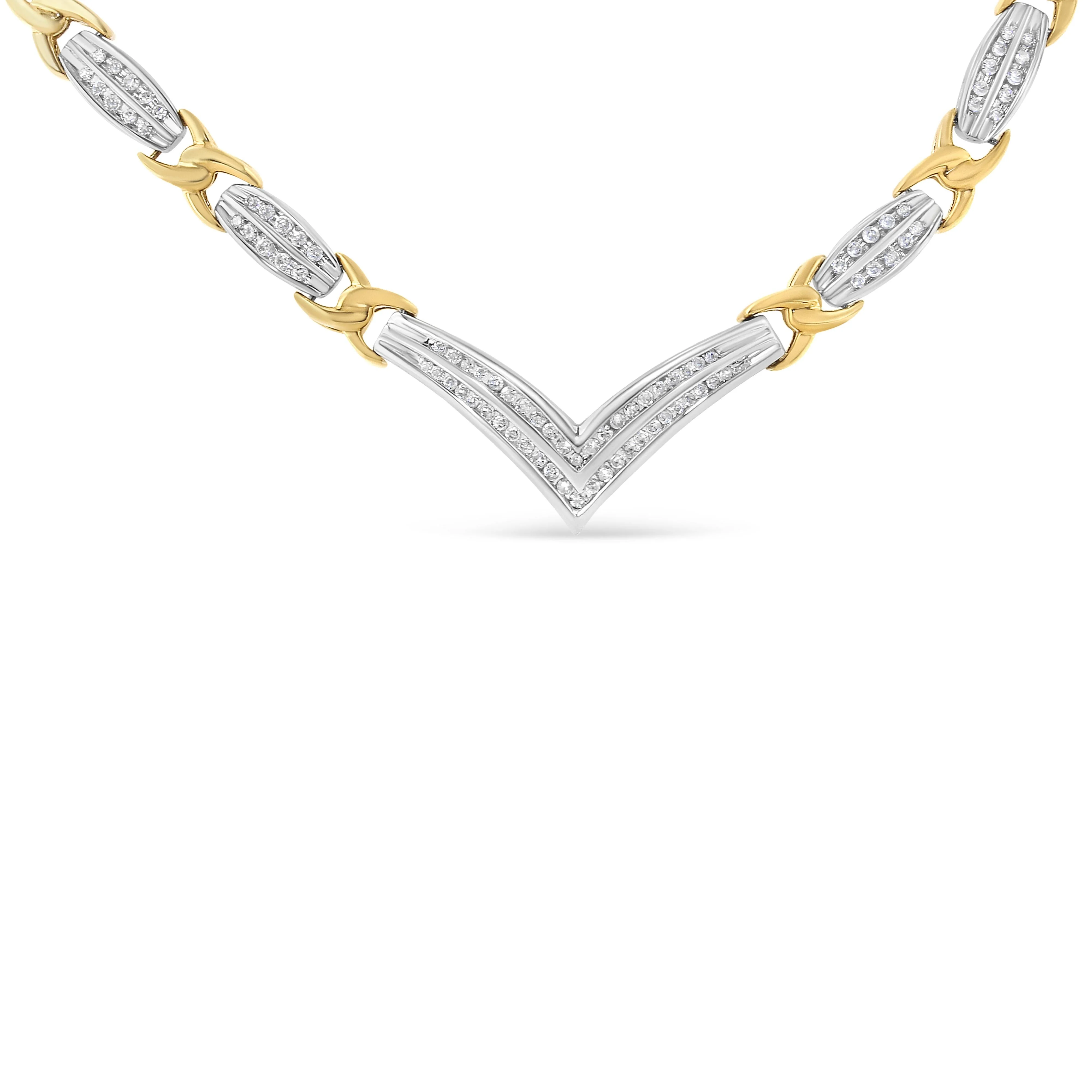 10K Yellow and White Gold 1.0 Cttw Round and Princess cut Diamond "V" Shape Statement Necklace (I-J Color, I1-I2 Clarity) - Image 2