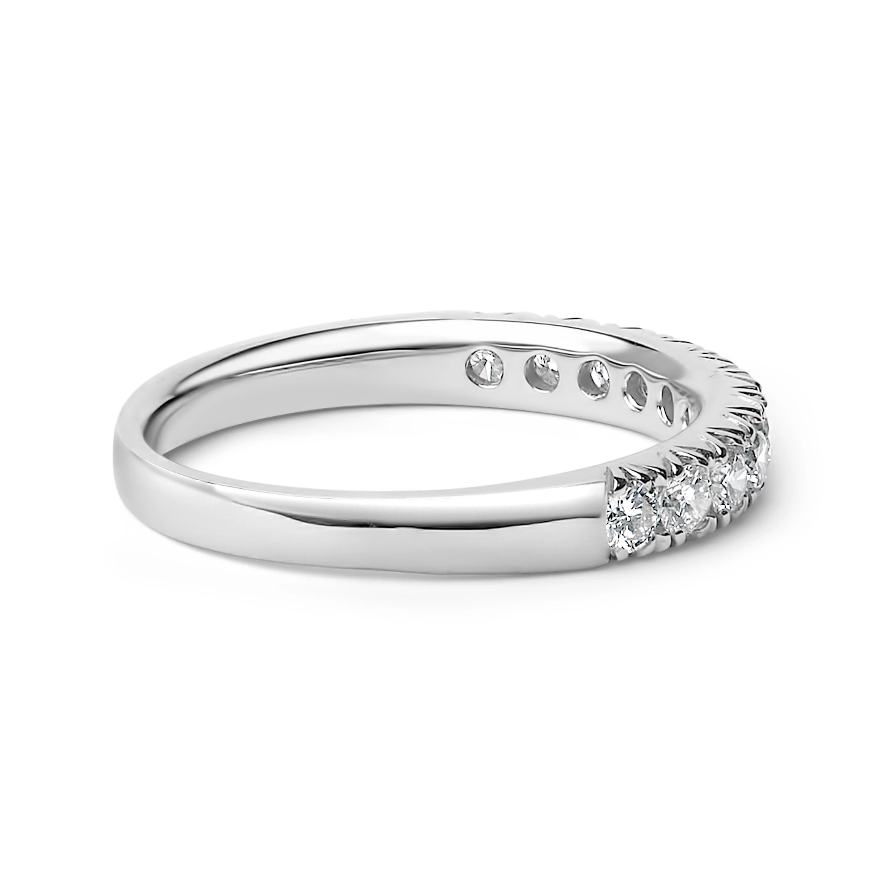 14K White Gold 1/2 Cttw Round Diamond 11 Stone Classic Band - Image 2