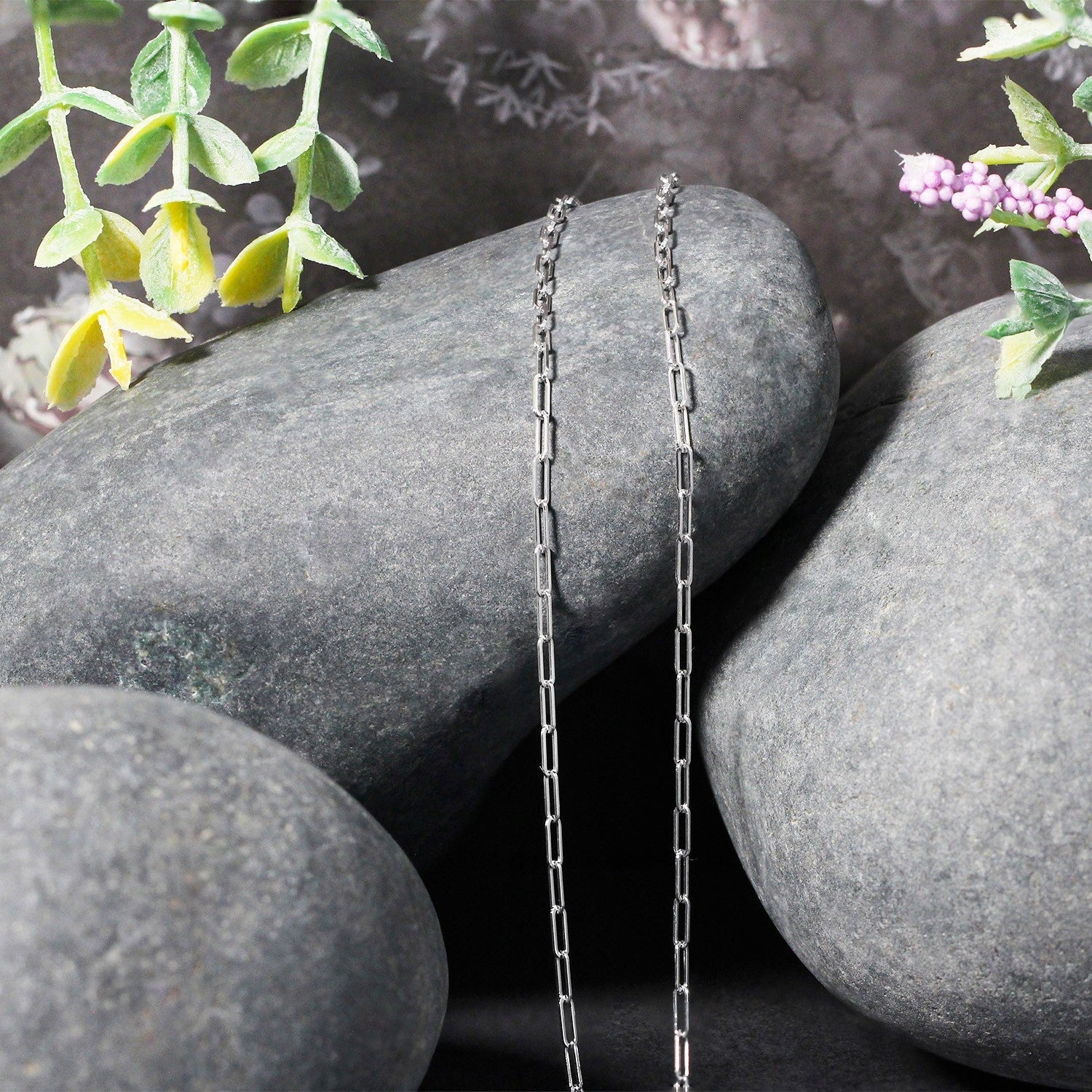 14K White Gold Fine Paperclip Chain (1.5mm) - Image 10