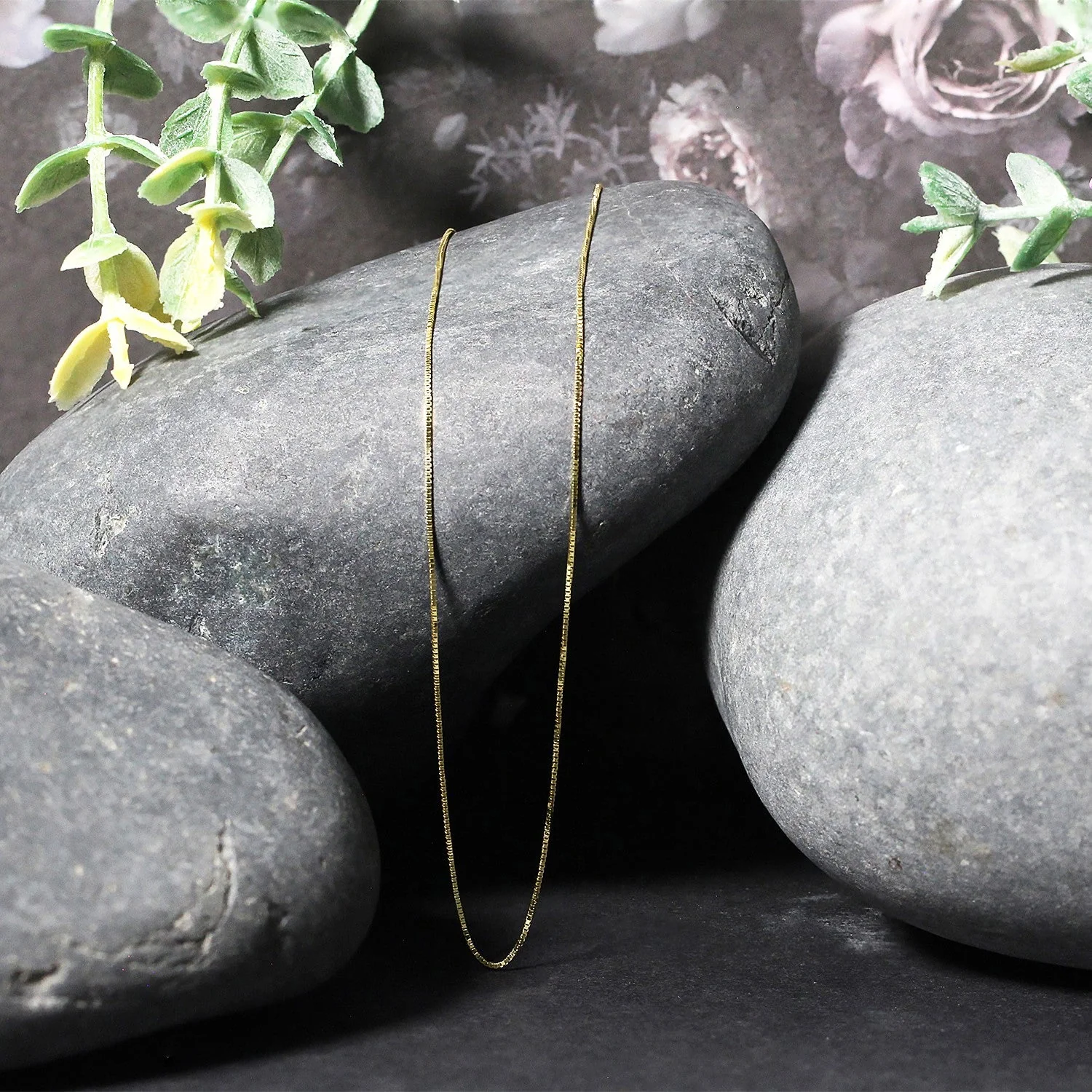 14k Yellow Gold Classic Box Chain 0.45mm - Image 10