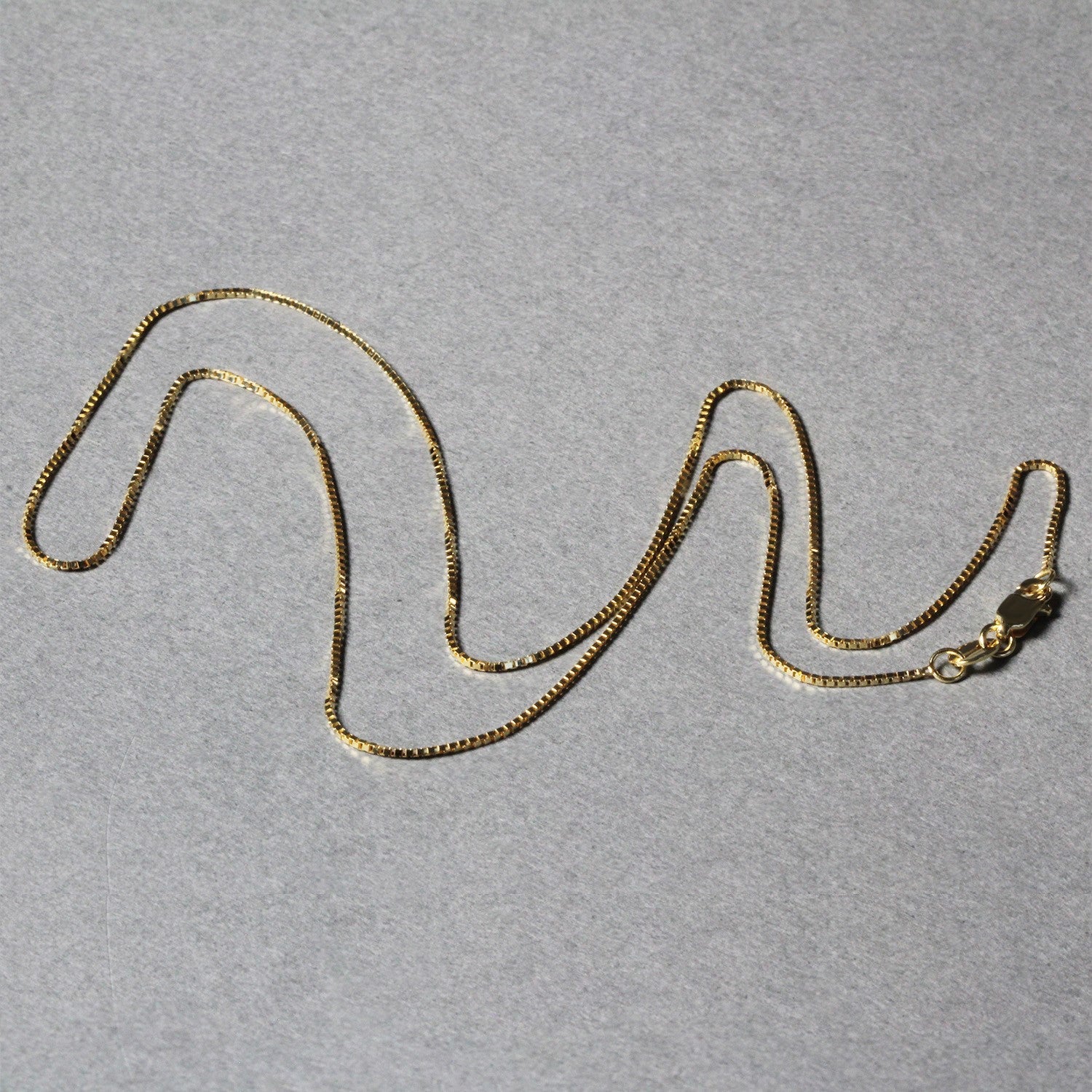 14k Yellow Gold Classic Box Chain 0.7mm - Image 11