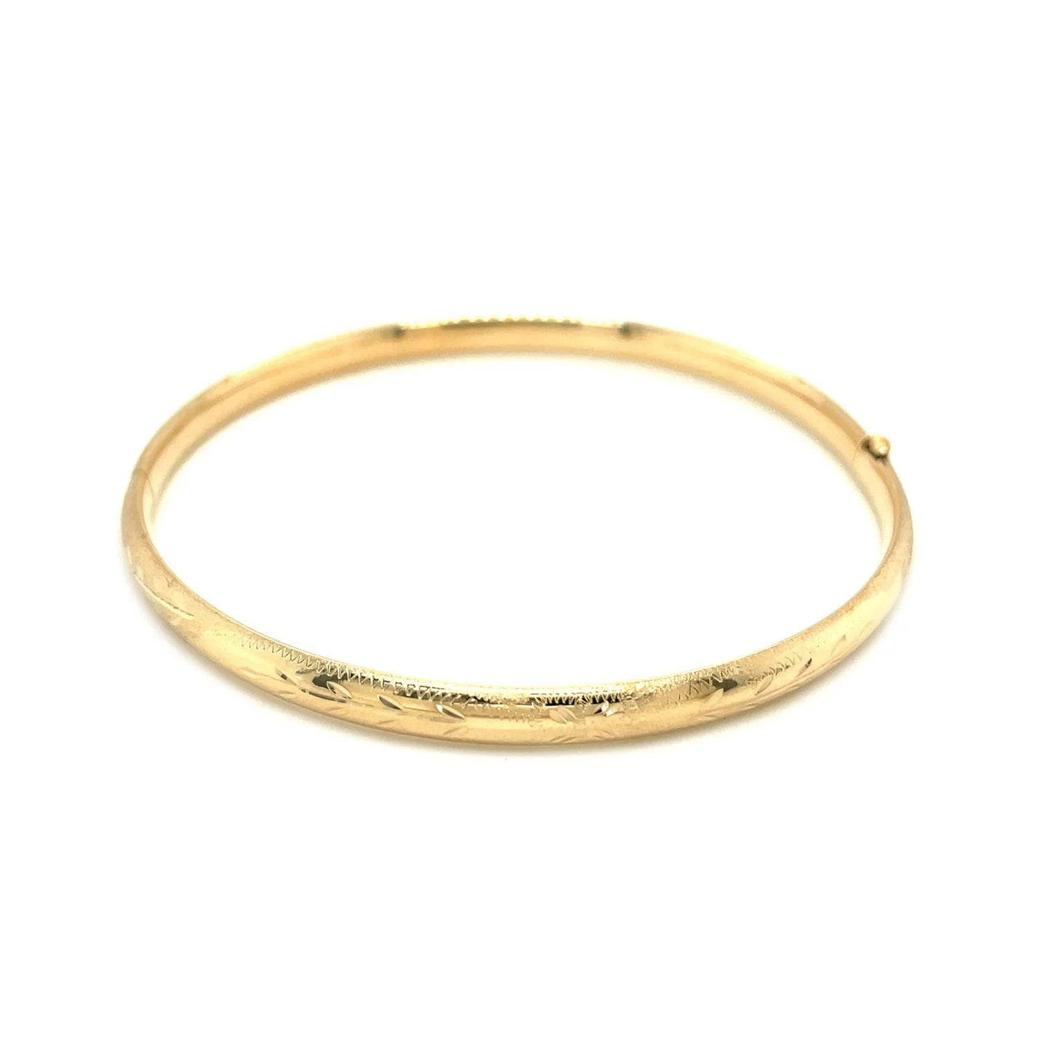 14k Yellow Gold Dome Florentine Design Bangle - Image 4