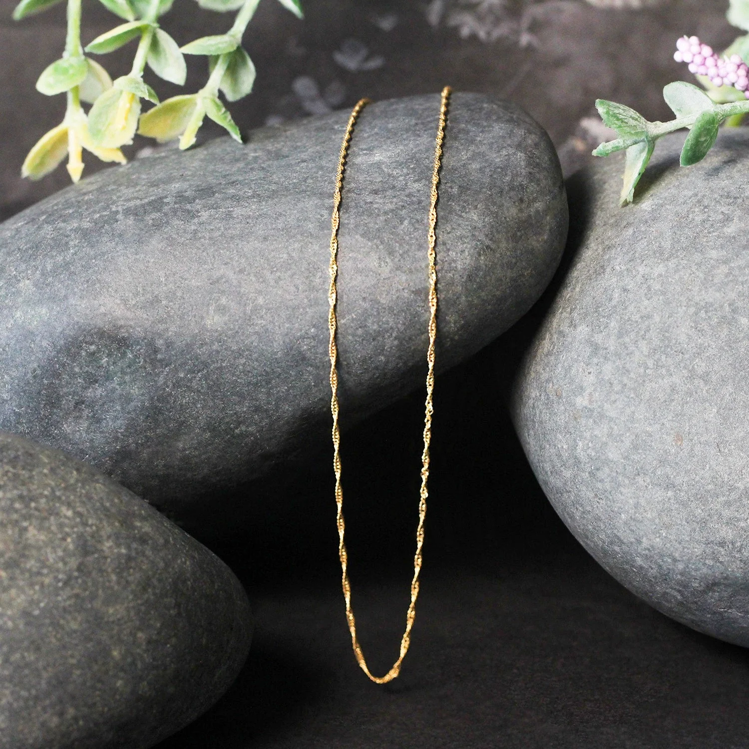14k Yellow Gold Singapore Chain 0.8mm - Image 10