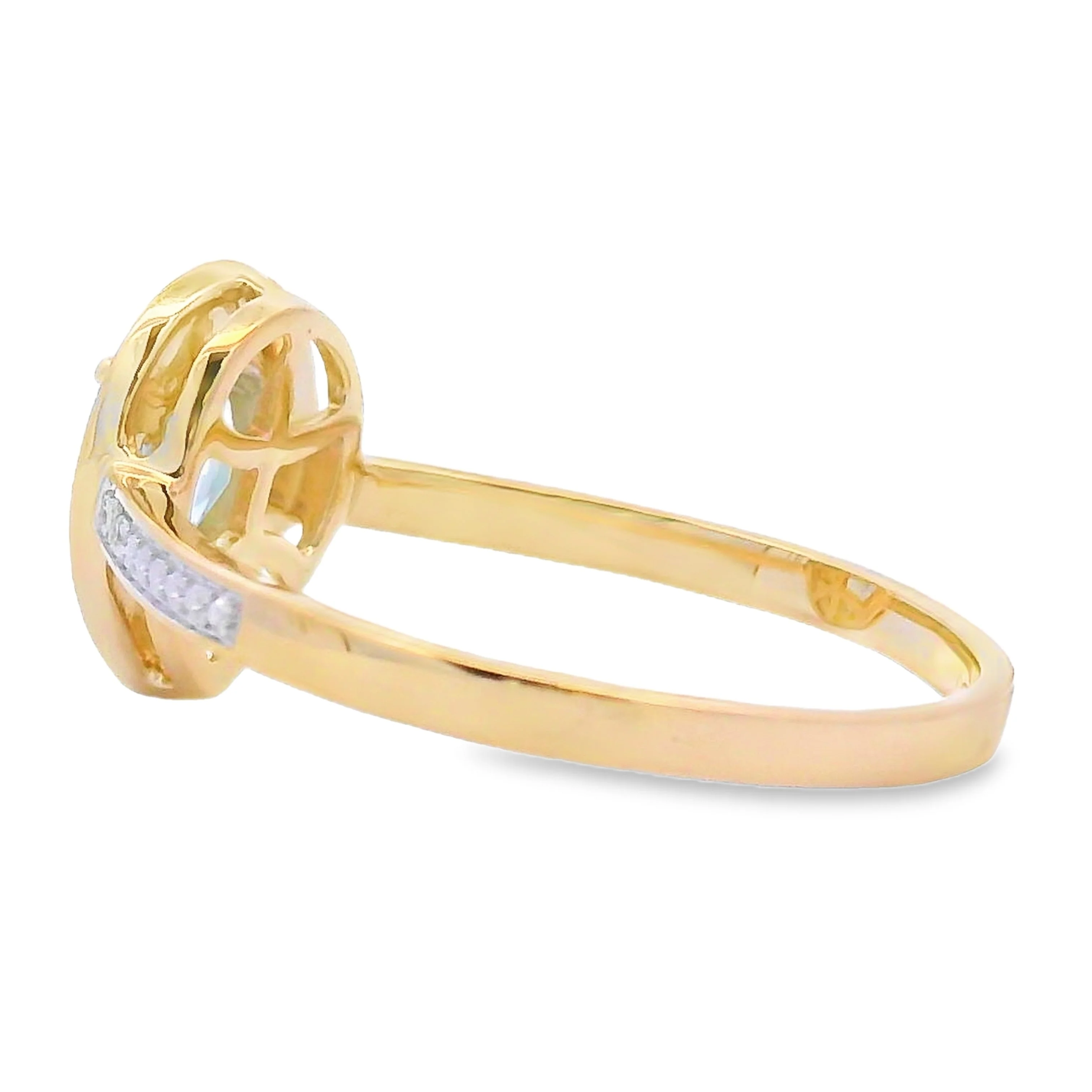 .39ct Aquamarine Diamond Ring 10KT Yellow Gold - Image 2