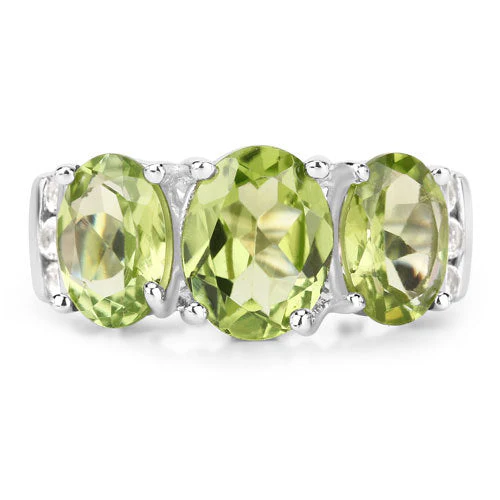 4.14 Carat Genuine Peridot and White Topaz .925 Sterling Silver Ring - Image 3