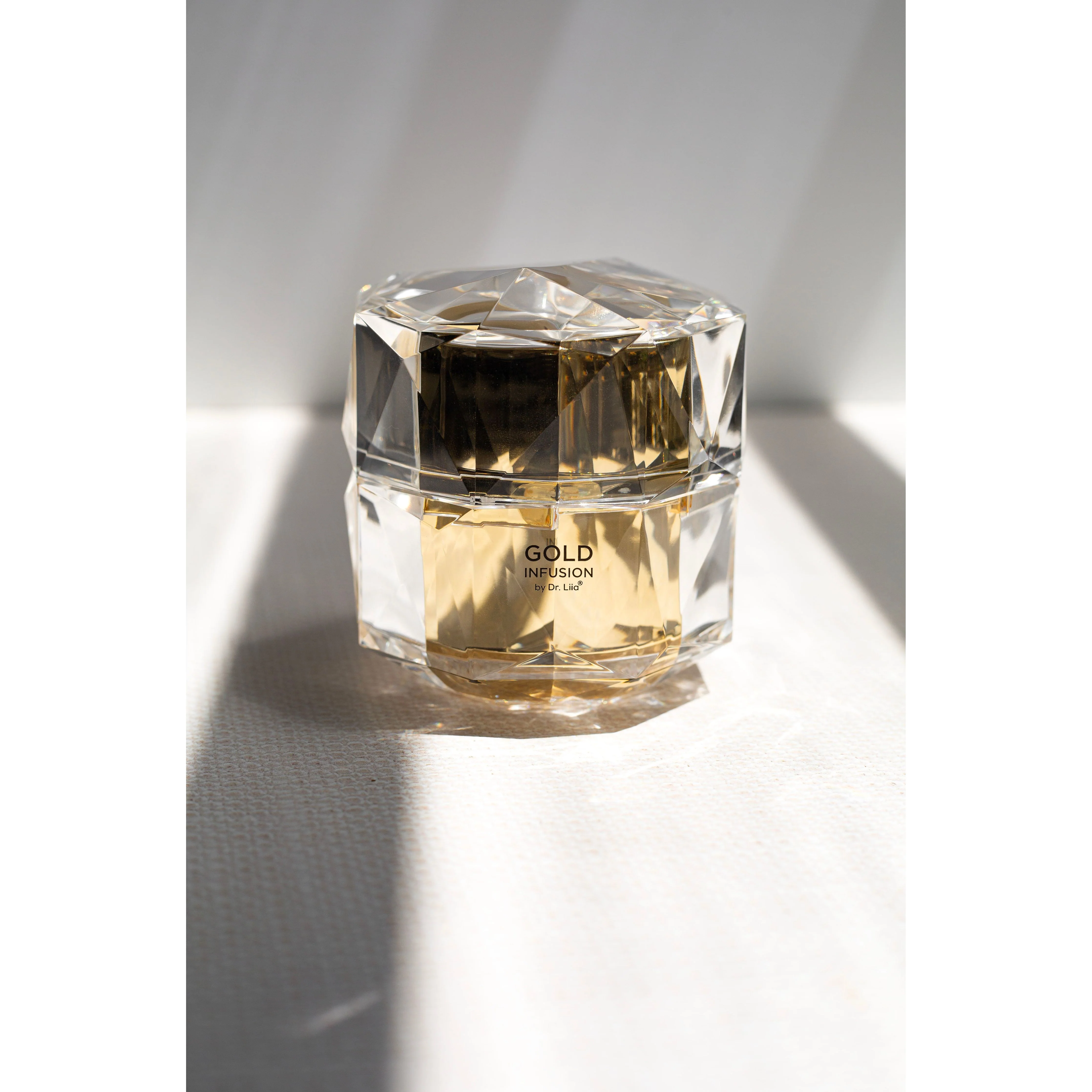 Anti-Aging Gold Infusion Cream – Brightening, Firming & Hydrating Moisturizer - Image 9