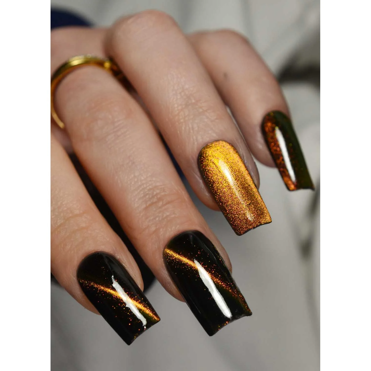 Athena - Chameleon Cats Eye Gel Polish - Image 5