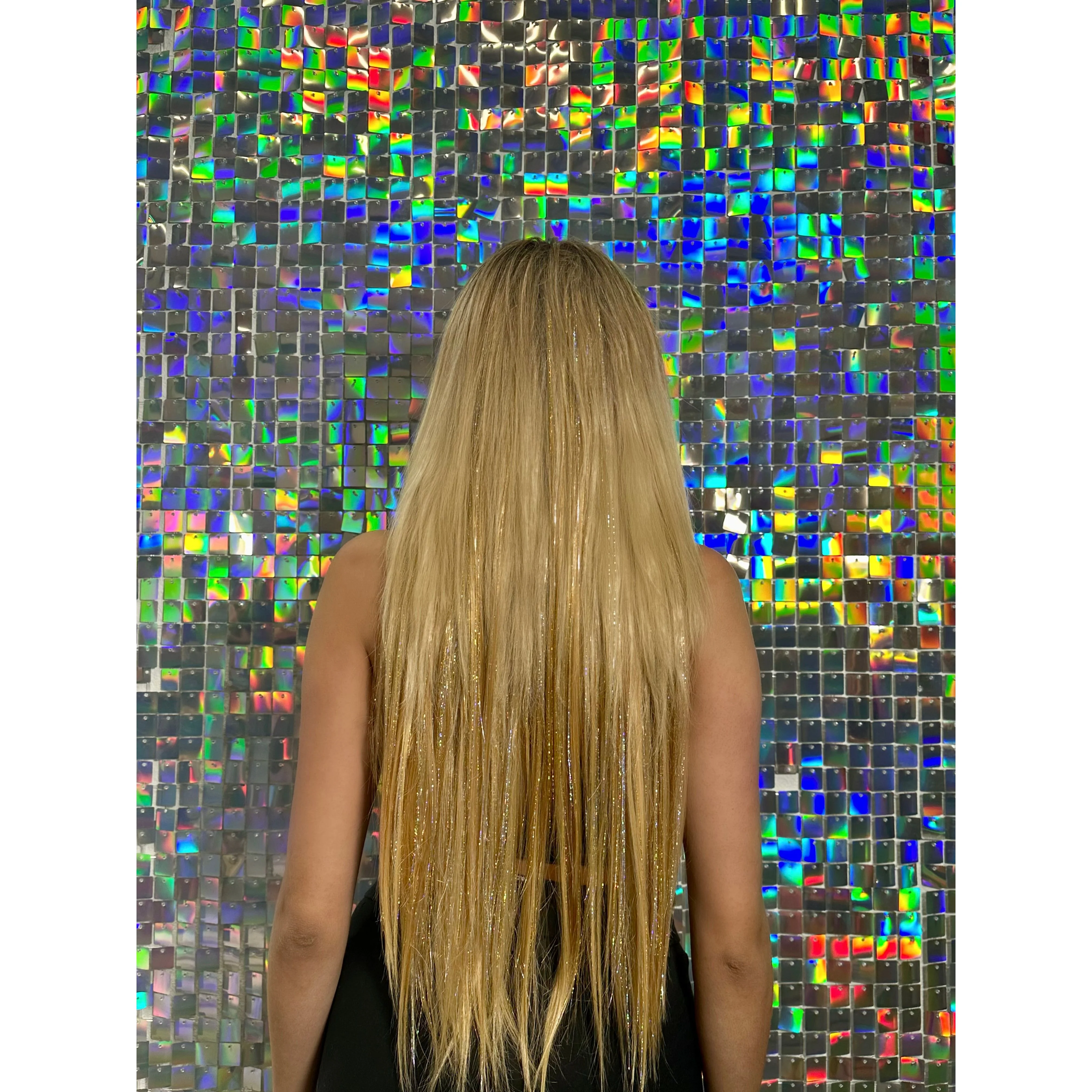Blonde Bombshell - 22 In Luxe Synthetic 7 Pc Full Clip-In Extension Set with Tinsel - Image 6