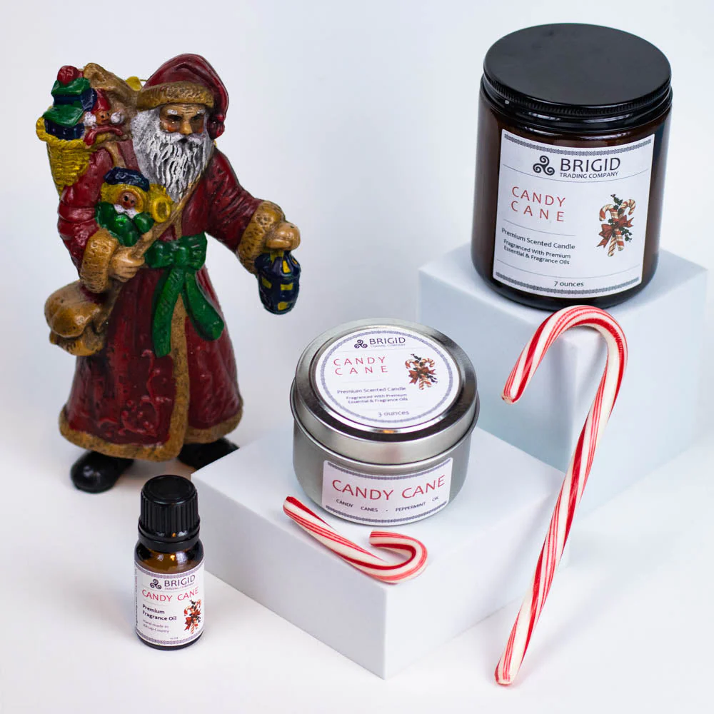 Candy Cane Soy Wax Candle - Peppermint and Candy Canes - Image 2