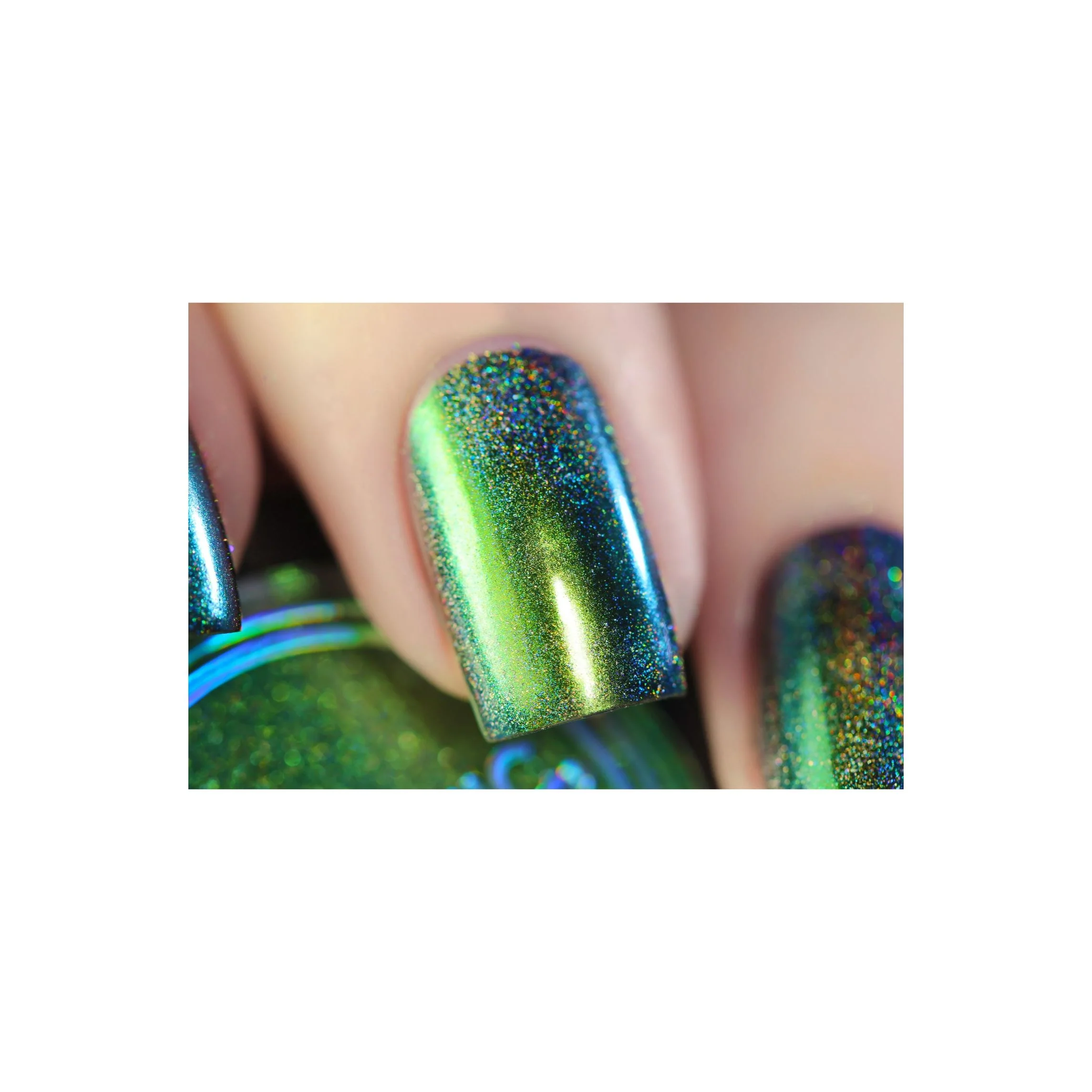 Chameleon Holographic Nail Powder: Emerald Isle - Image 5
