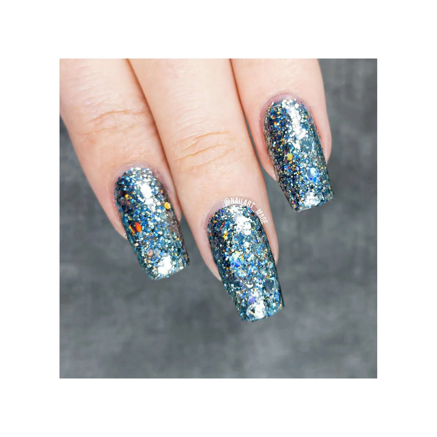 Deck The Halls In Holo - Holographic Polish - Image 11