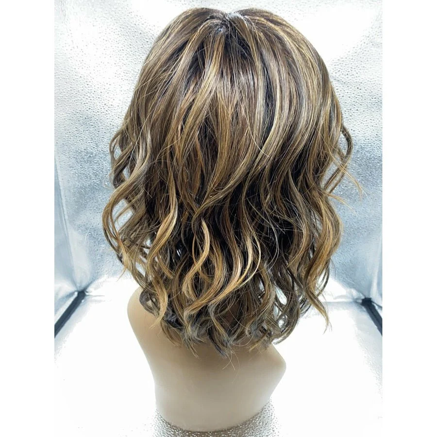 EDITOR'S PICK - wig by Raquel Welch - Image 21