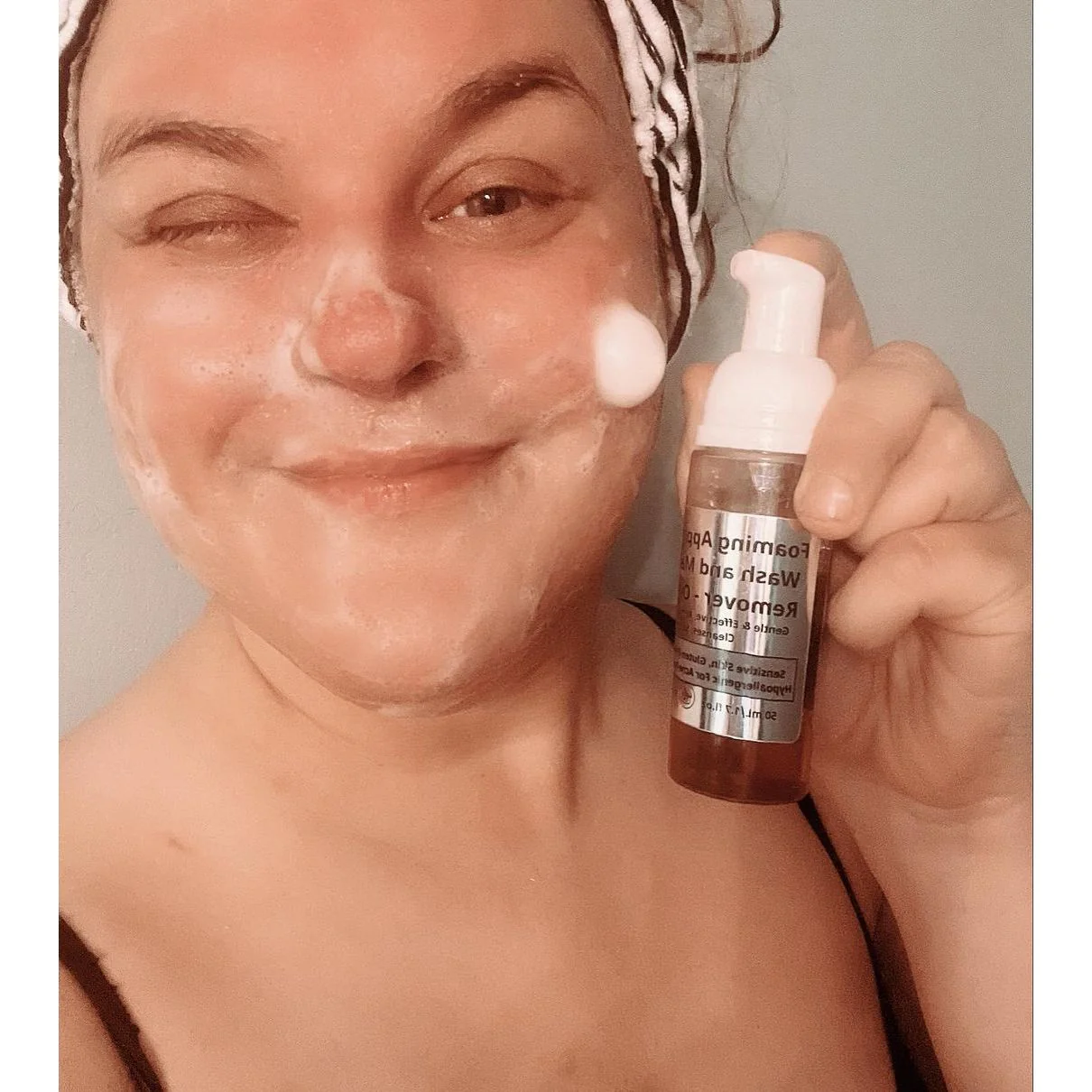 Gentle Foaming Facial Cleanser – Aloe, Apple & Ashwagandha for All Skin Types - Image 11