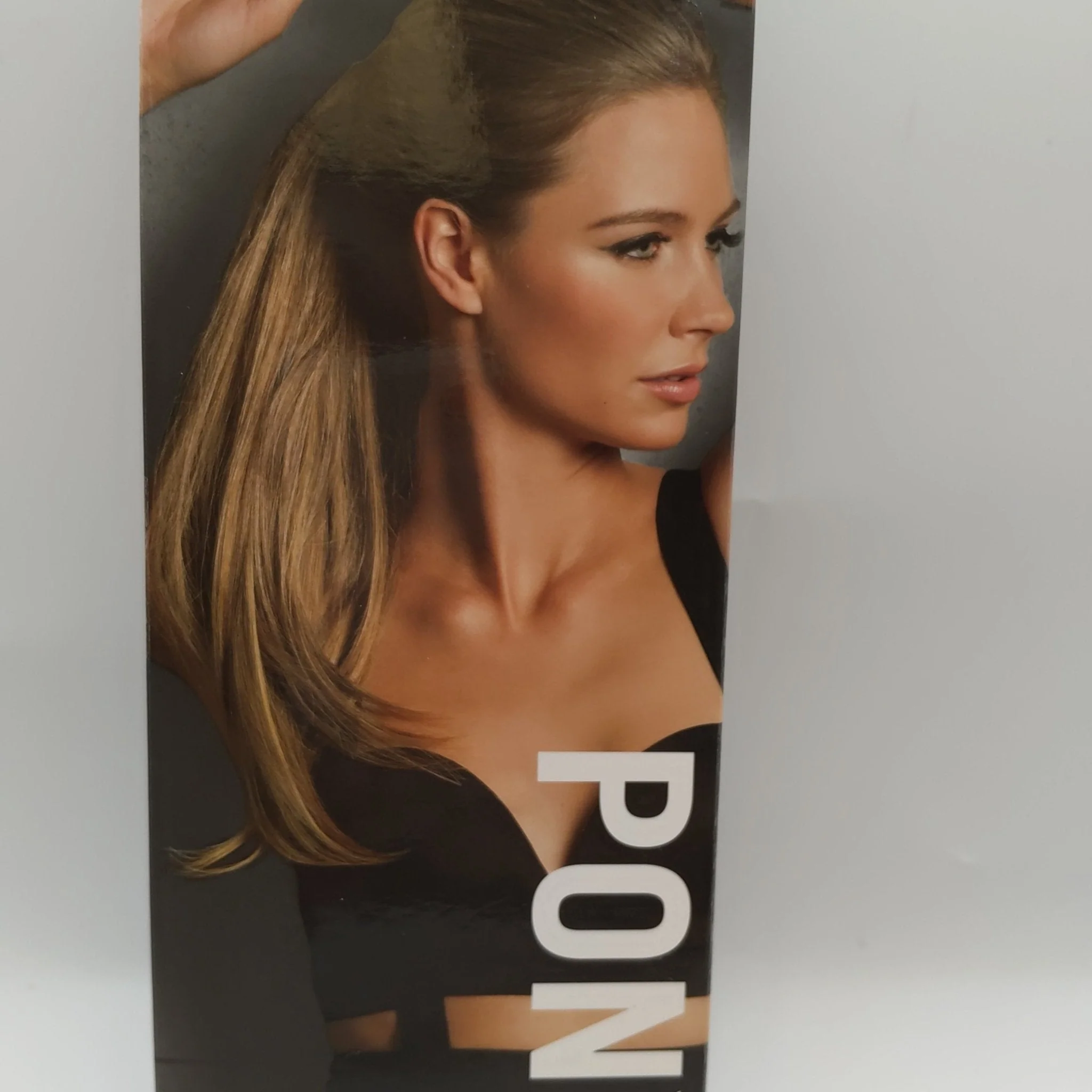 Hairdo 18 Simply Straight Wrap Around Ponytail, Color RL19/23 Biscuit