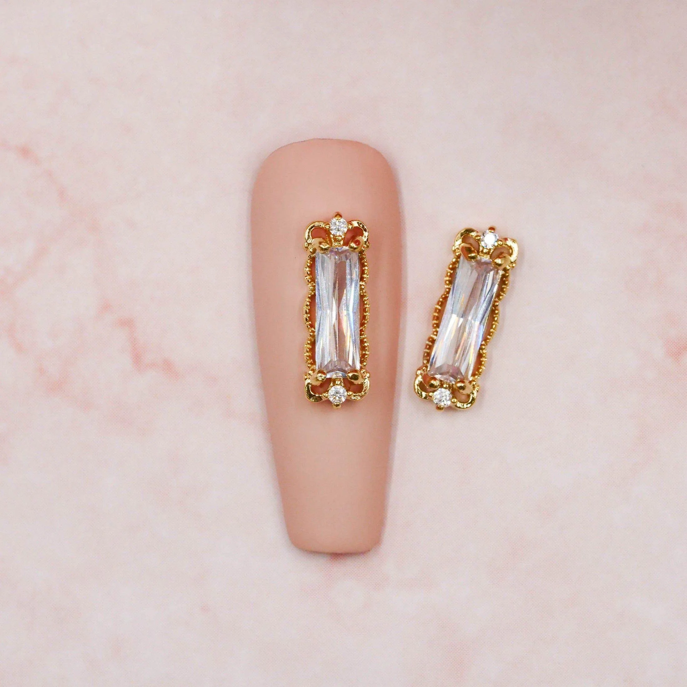 Into the Hourglass Charm #617 - Image 2