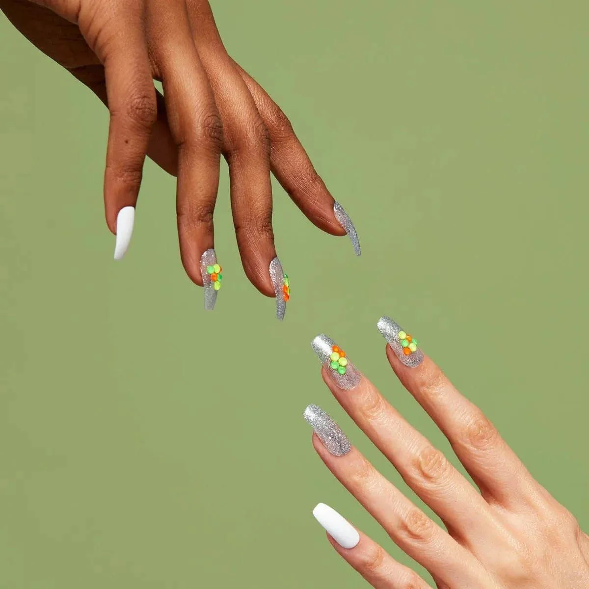 KISS Voguish Fantasy Nails - Image 3