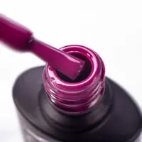 KOMILFO GEL POLISH DELUXE SERIES D093 (EVENING MARSALA, ENAMEL), 8 ML - Image 2