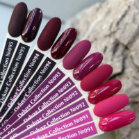 KOMILFO GEL POLISH DELUXE SERIES D093 (EVENING MARSALA, ENAMEL), 8 ML - Image 3
