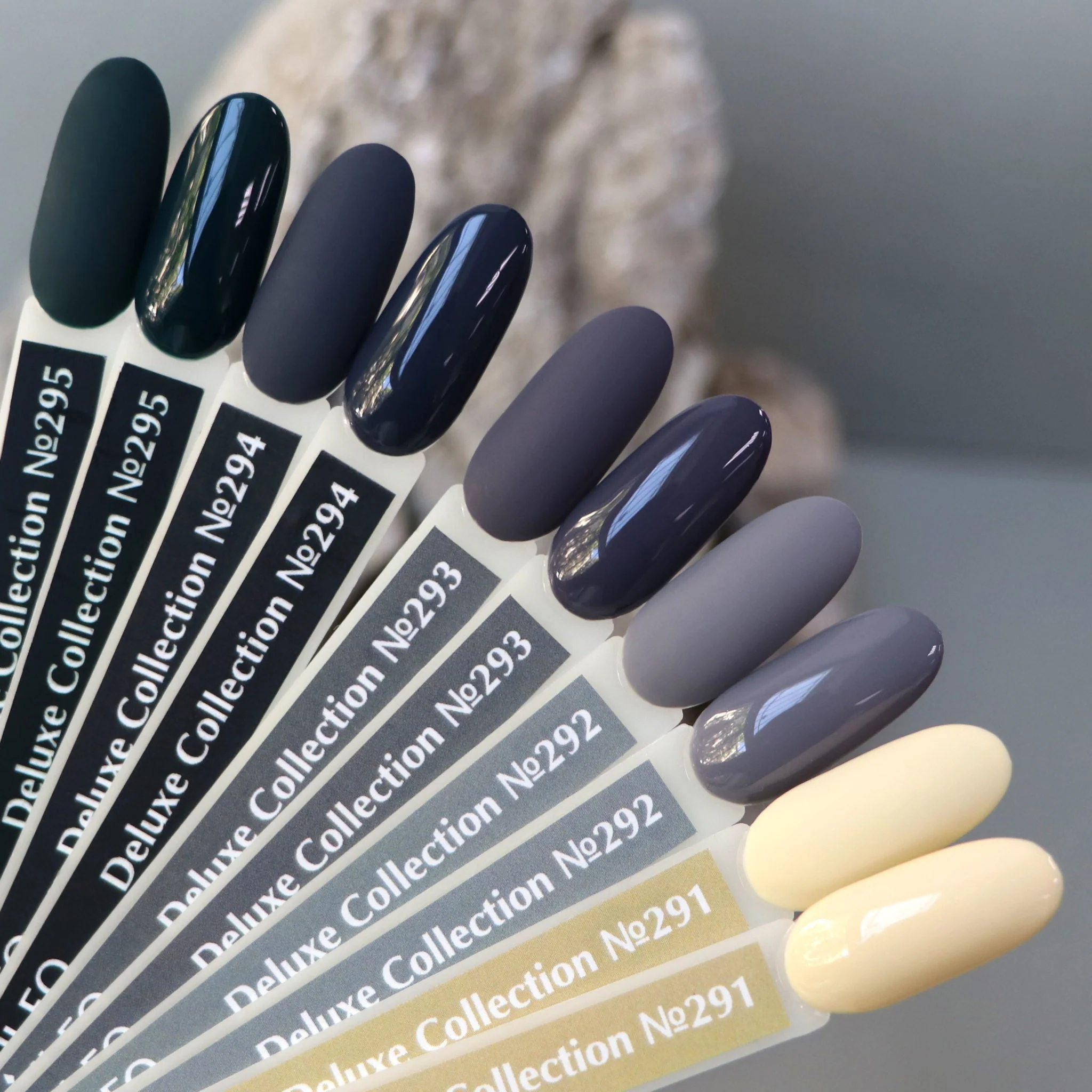KOMILFO GEL POLISH DELUXE SERIES DUSK COLLECTION D292 (LIGHT GRAY, ENAMEL), 8 ML 111292 - Image 3