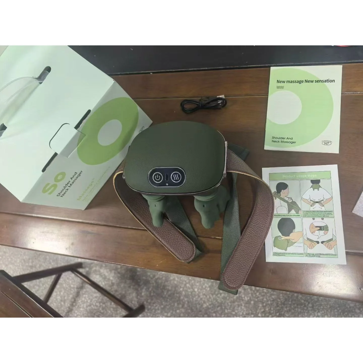 Master Hand Shoulder & Neck Massager with Heat Compress - Image 8