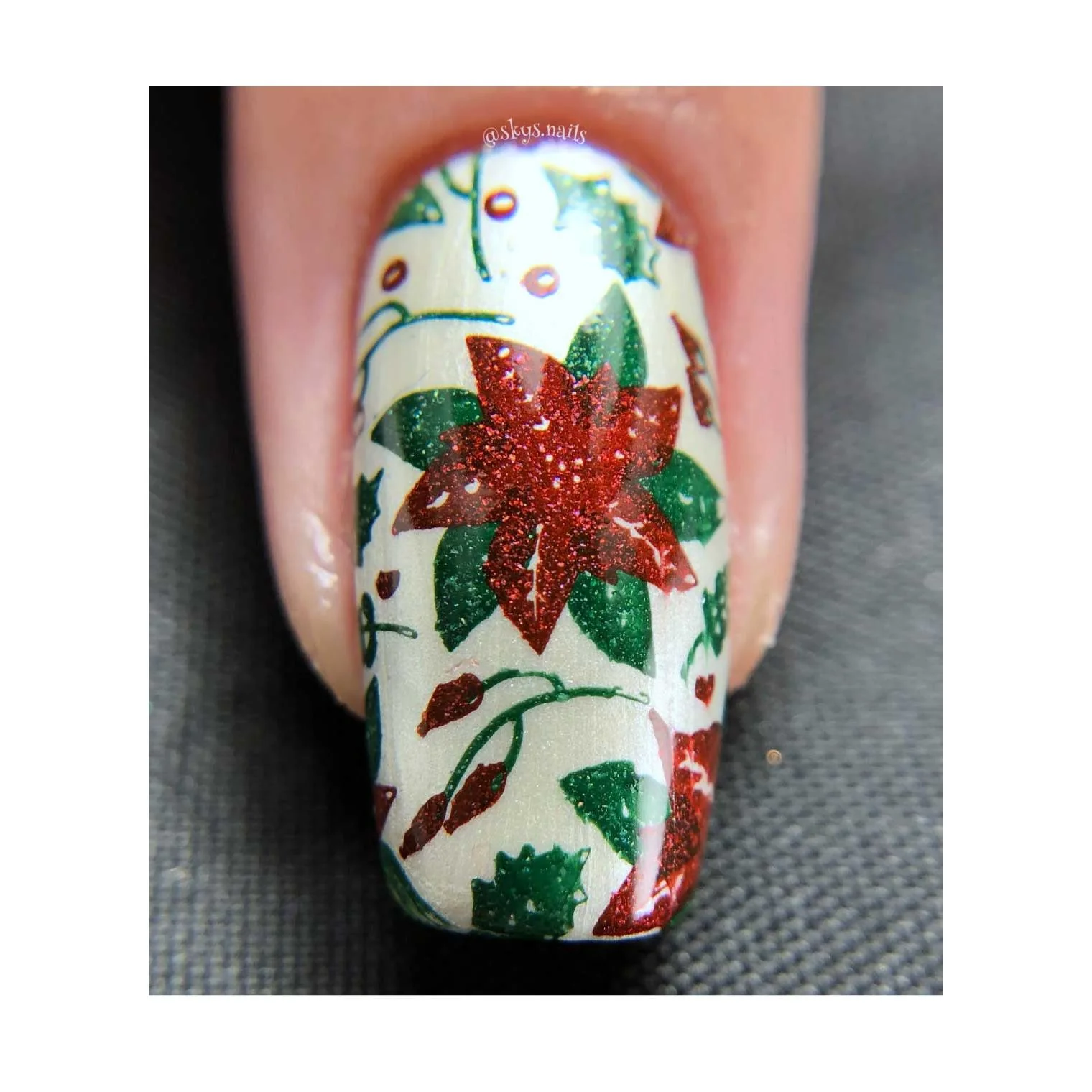 Merry & Bright - Image 29