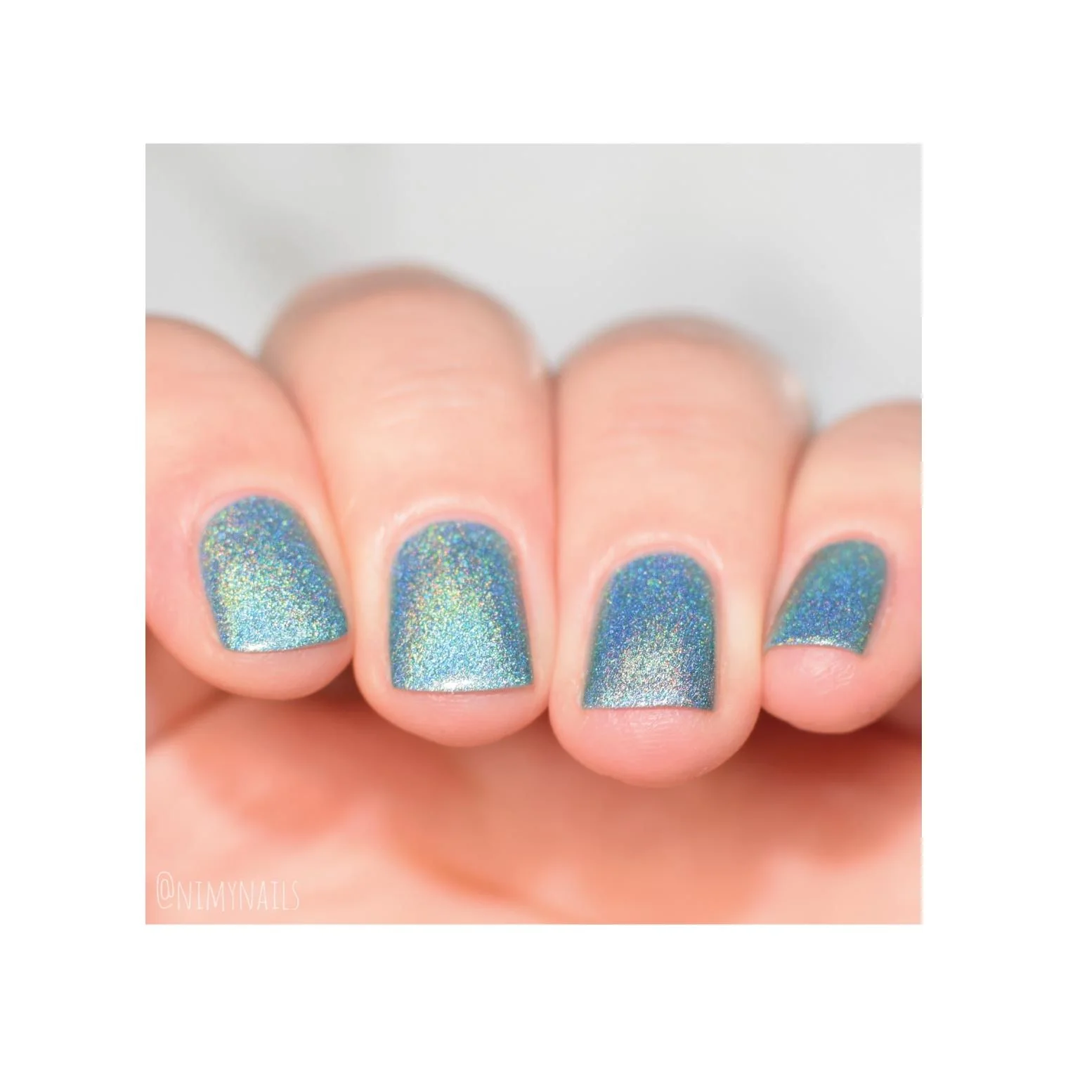 New Me - Holographic Polish - Image 4