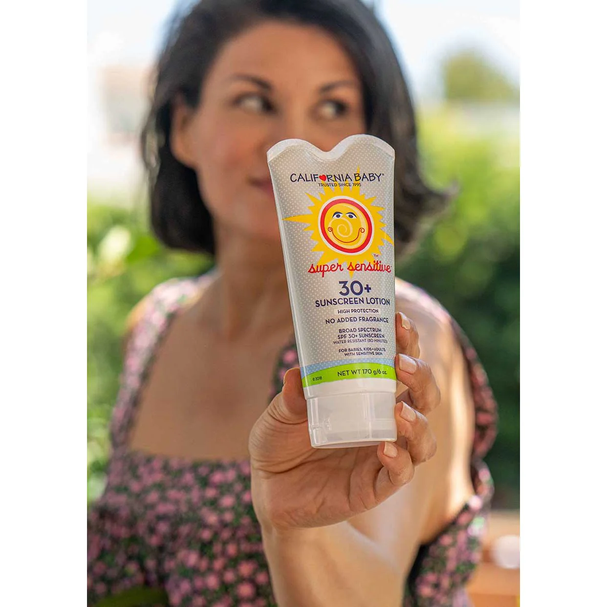 (No Fragrance) Super Sensitive™ Broad Spectrum SPF 30+ Sunscreen - Image 10