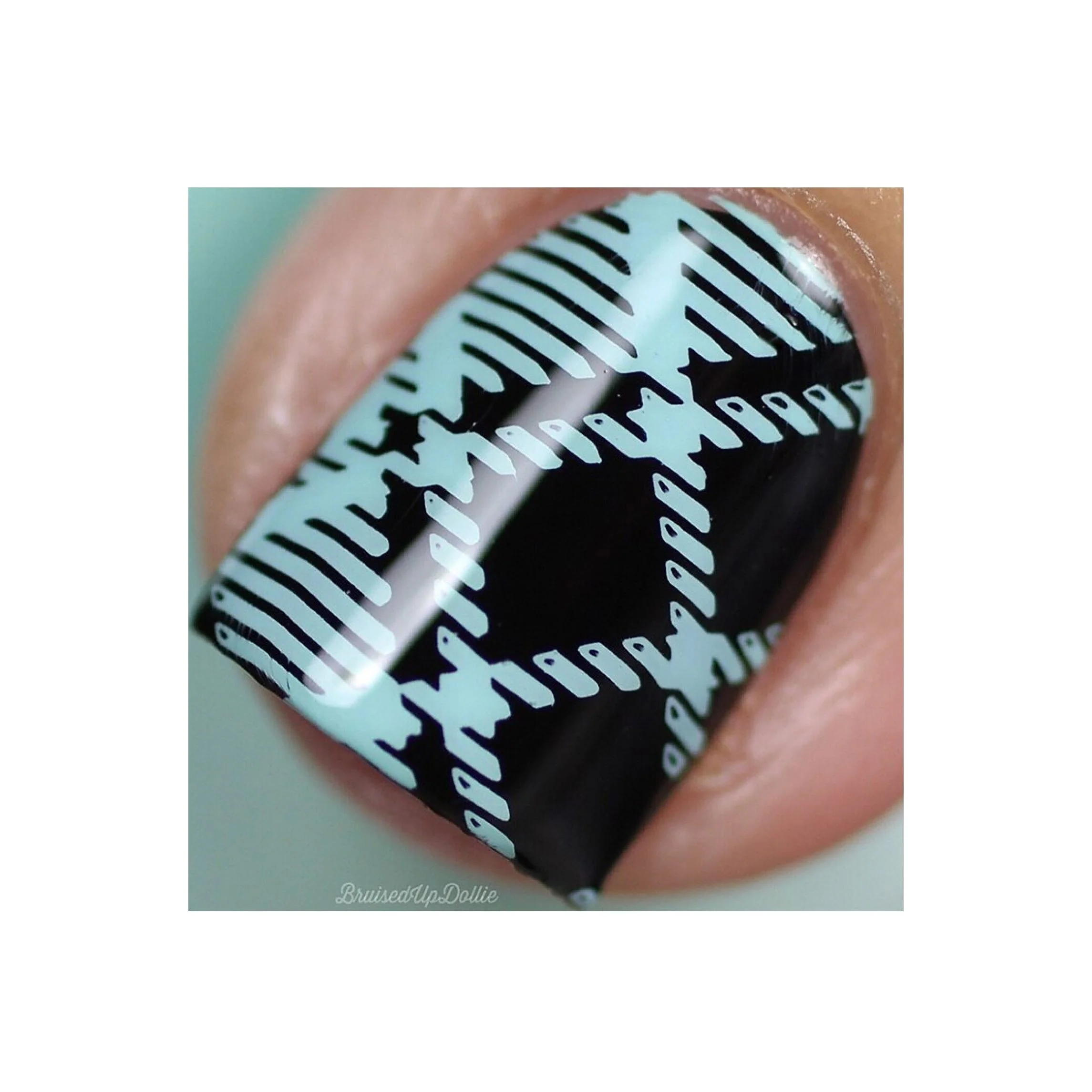Pretty In Plaid-01 - Image 6