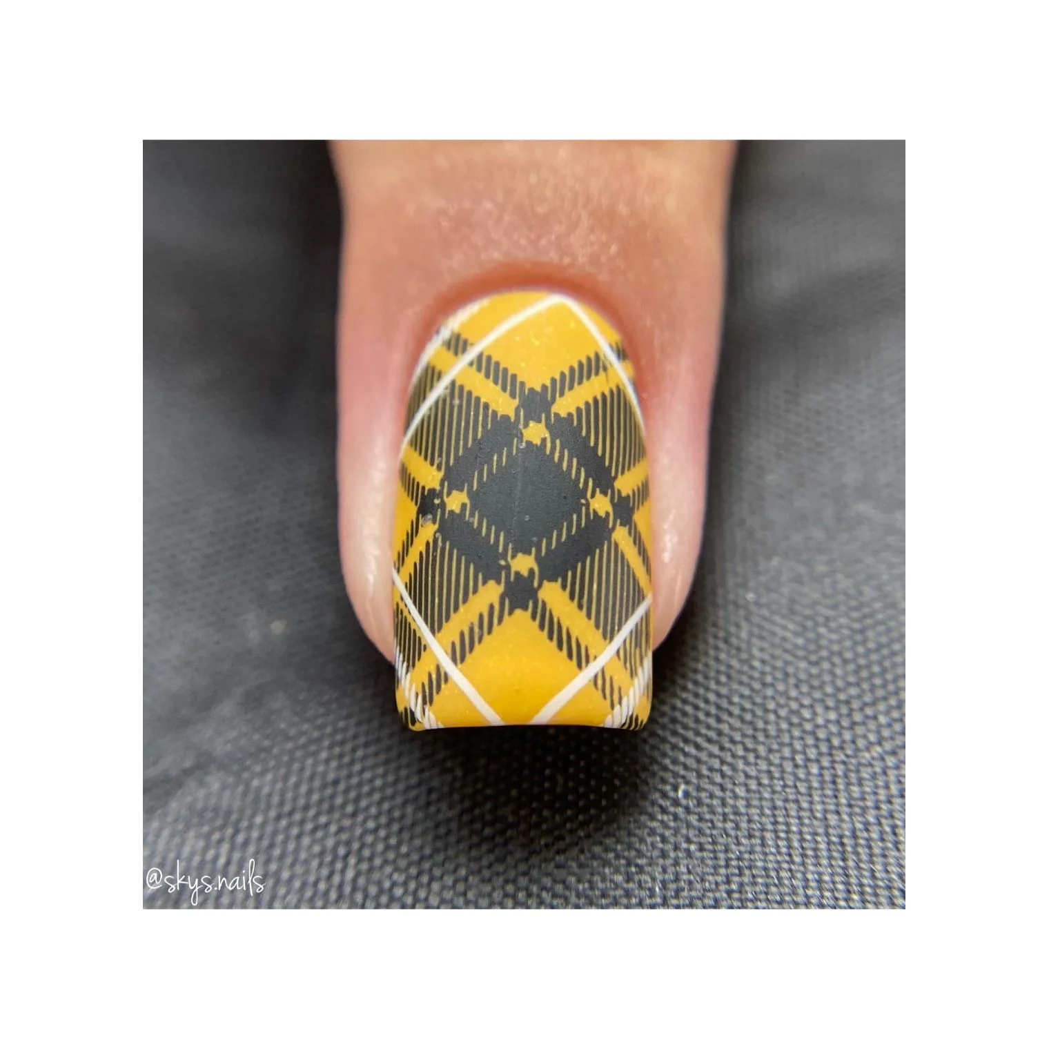 Pretty In Plaid-04 - Image 21