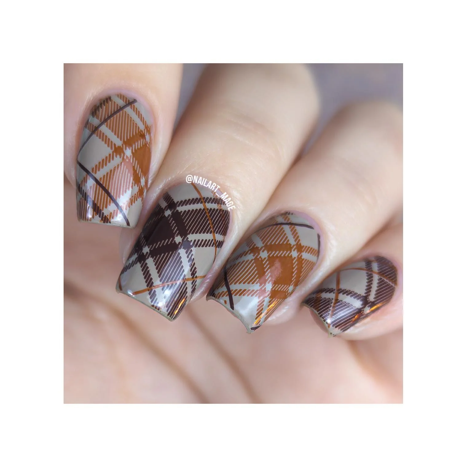 Pretty In Plaid-04 - Image 3