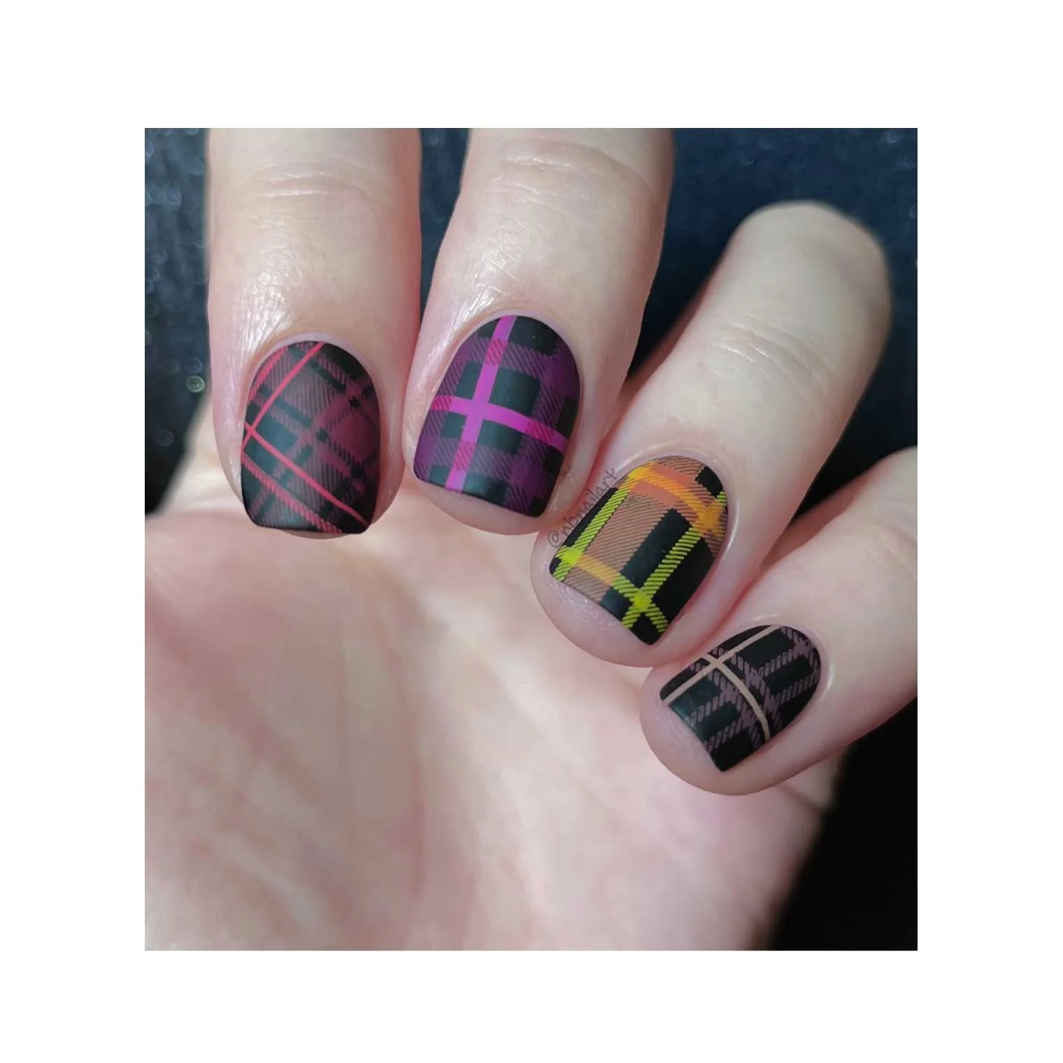 Pretty In Plaid-04 - Image 7