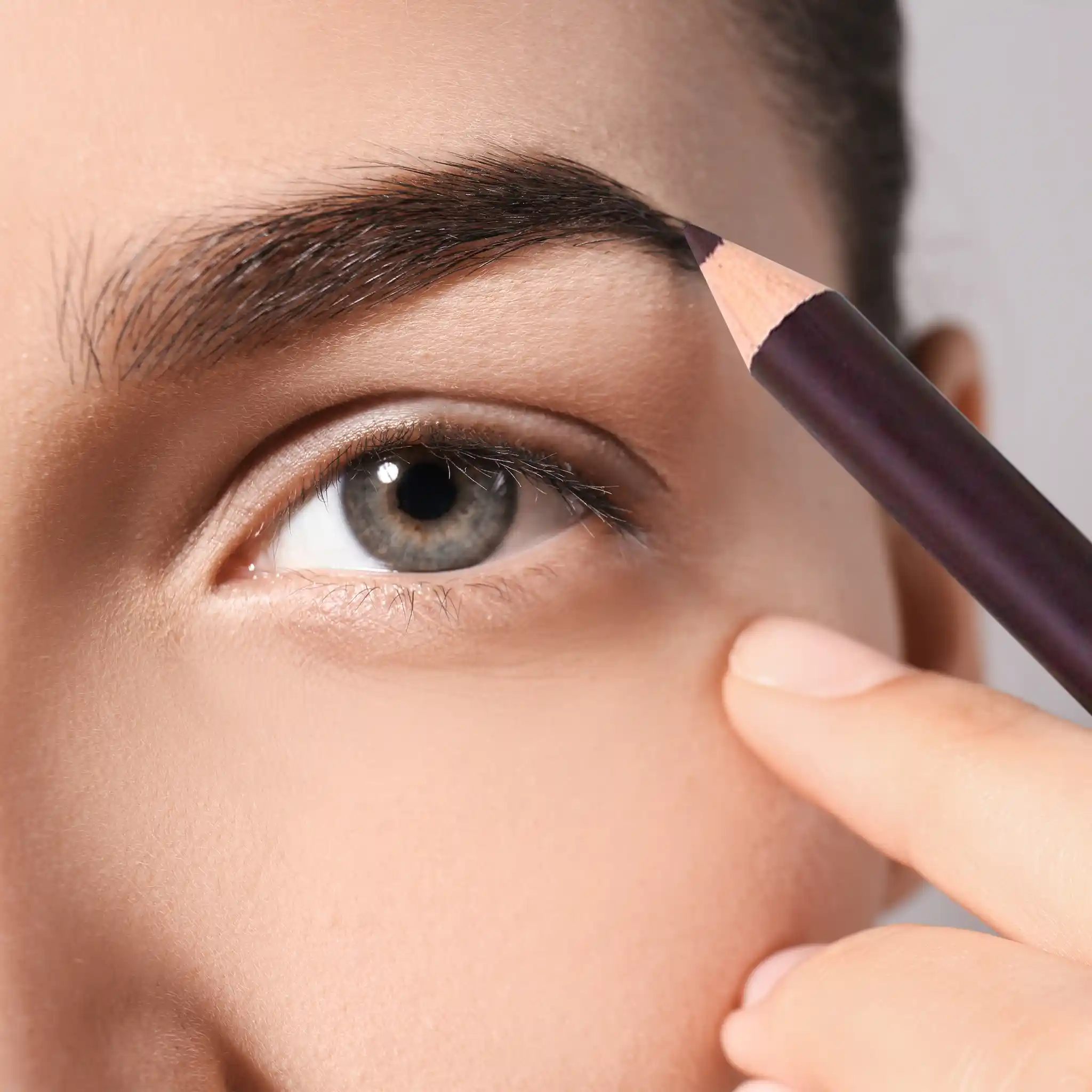 Long Lasting Eyebrow Pencil - Image 4