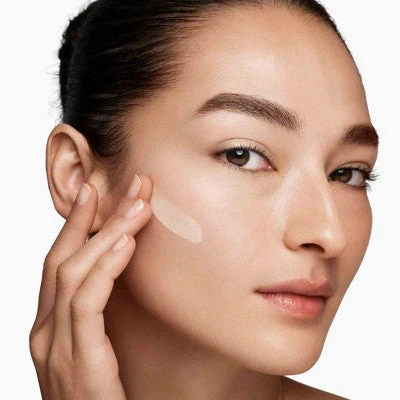 Revlon ColorStay Full Cover Matte Foundation 220 Natural Beige 1 fl oz - New - Image 4
