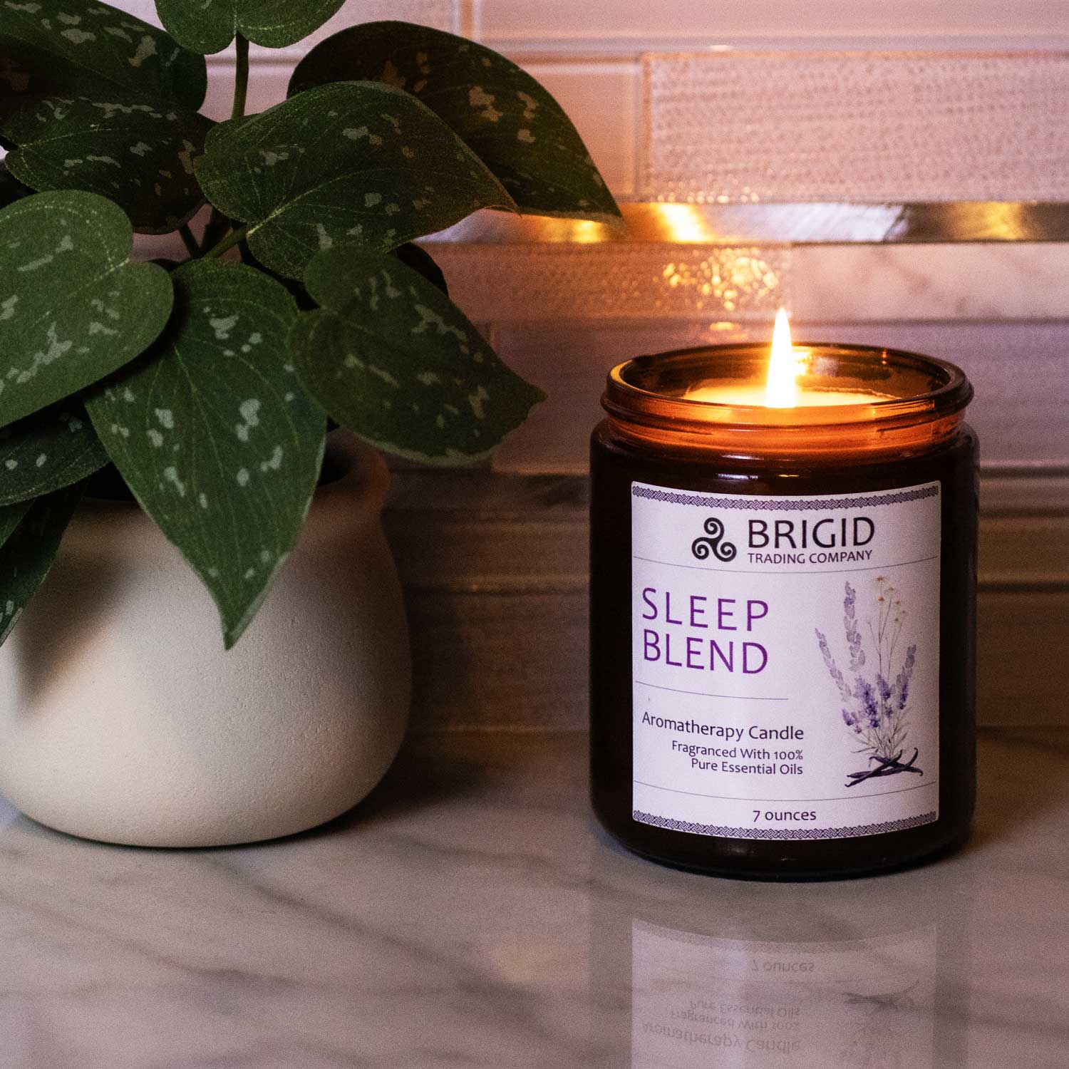 Sleep Blend Soy Wax Candle - Lavender, Chamomile, and Vanilla - Image 2