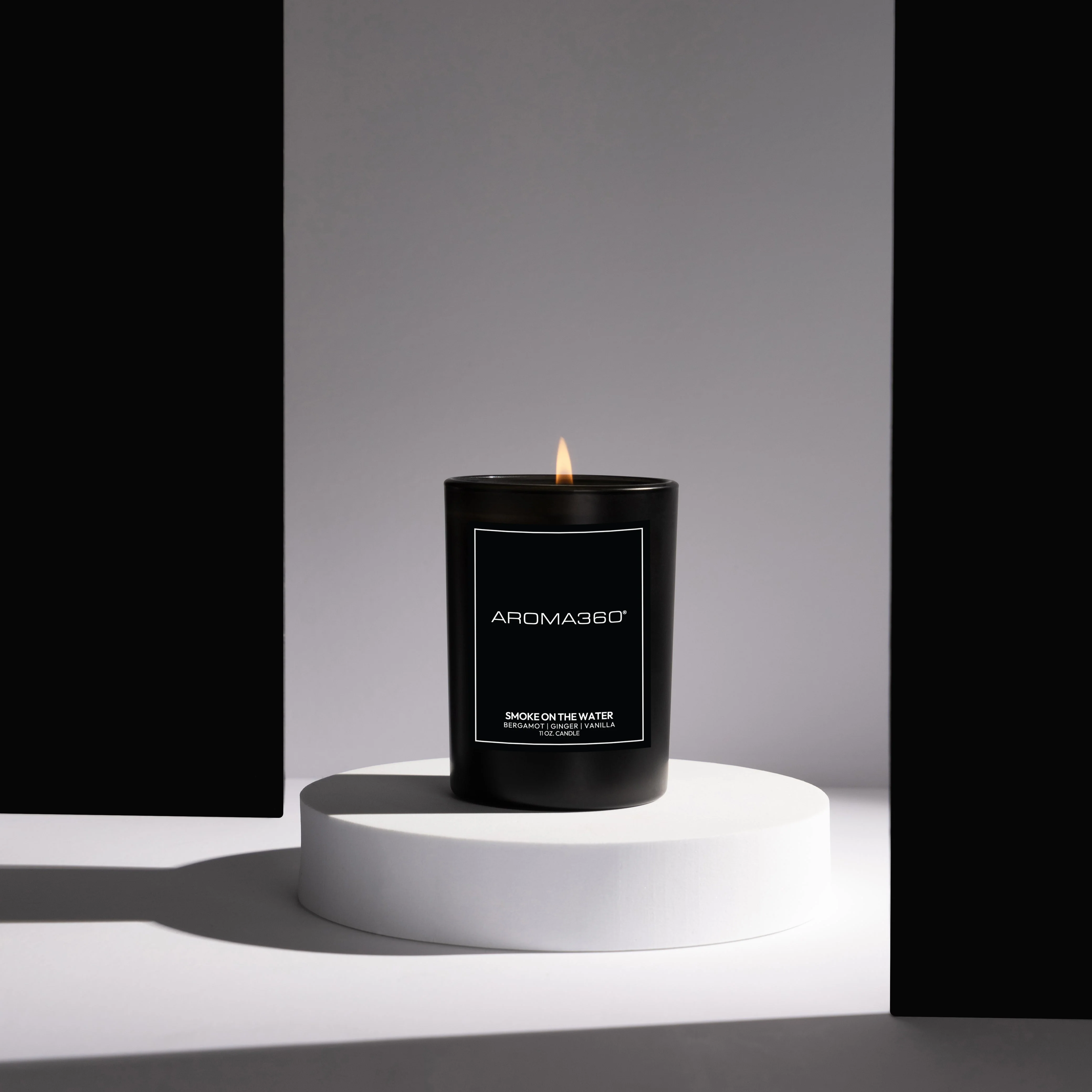 Smoke on the Water Single-Wick Candle - Image 7