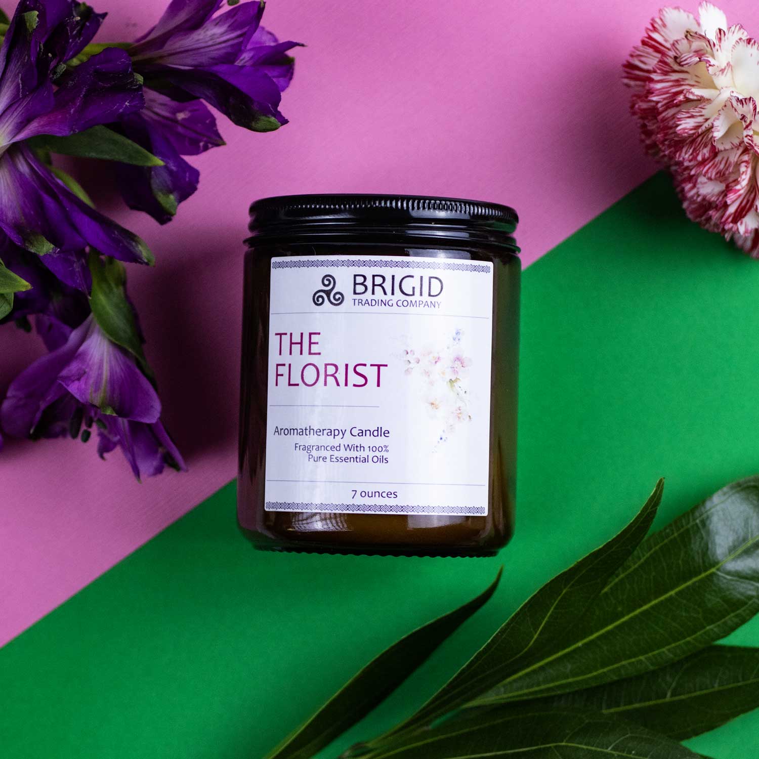 The Florist Soy Wax Candle - Jasmine, Ylang Ylang, Helichrysum, and Sandalwood - Image 2