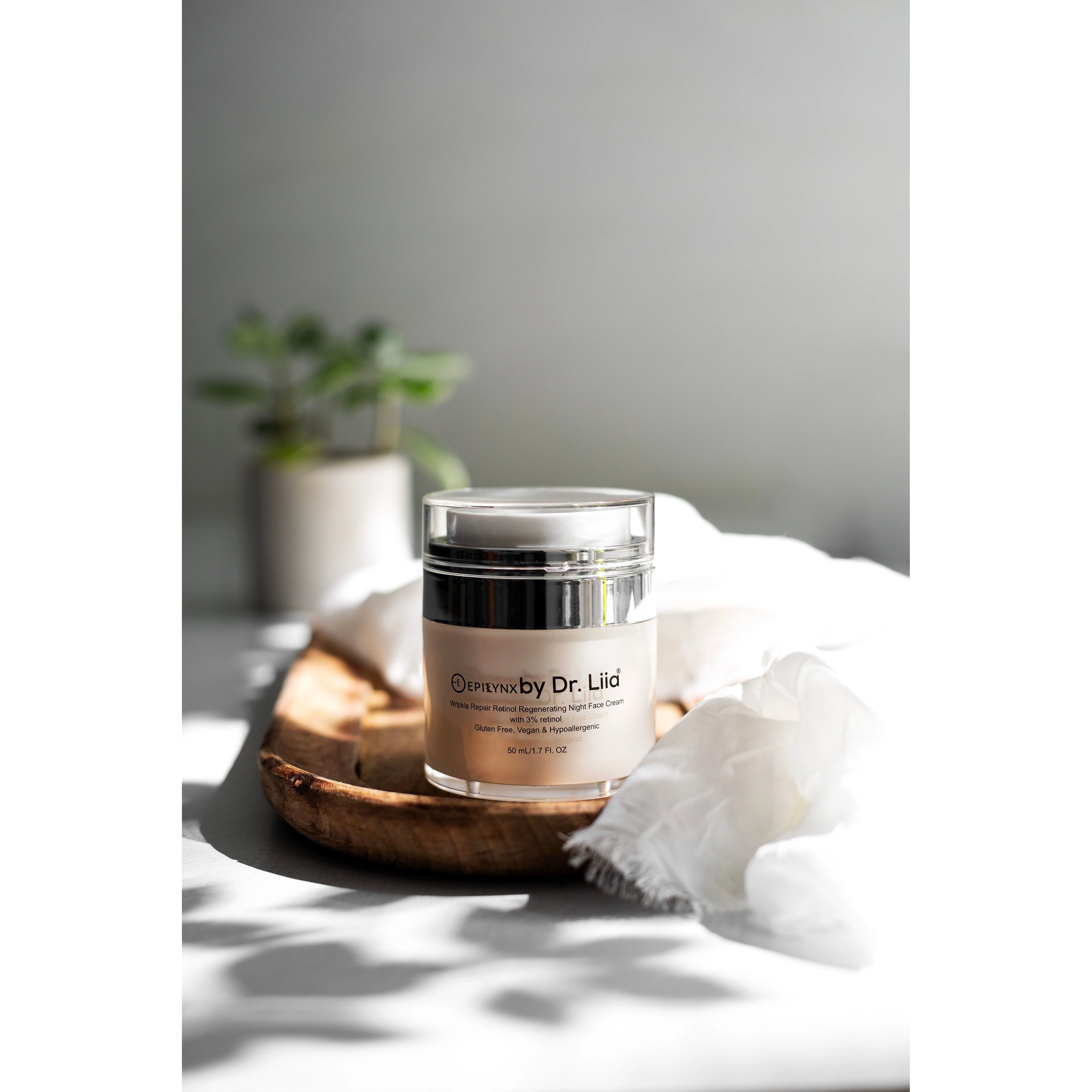 Wrinkle Repair Retinol Night Cream – Vegan, Gluten-Free, Regenerating Anti-Aging Moisturizer - Image 11