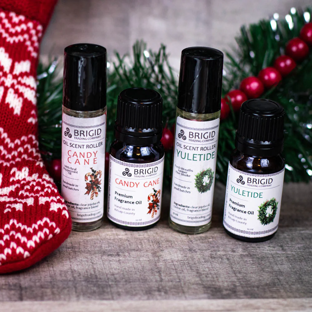Yuletide Diffuser Oil - Juniper, Christmas Wreaths, Pine Trees, and Bonfire Smoke - Image 4