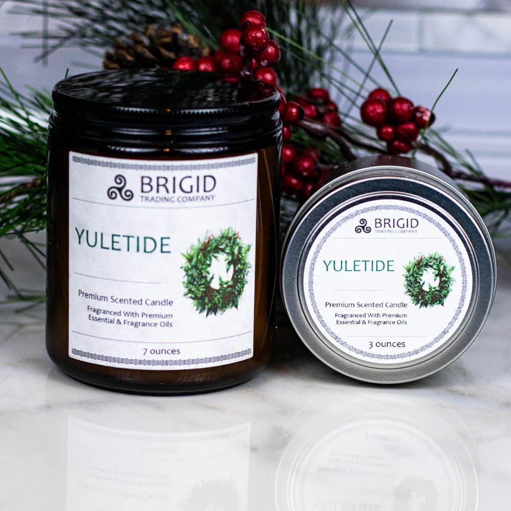 Yuletide Soy Wax Candle - Juniper, Christmas Wreaths, Pine Trees, and Bonfire Smoke - Image 2